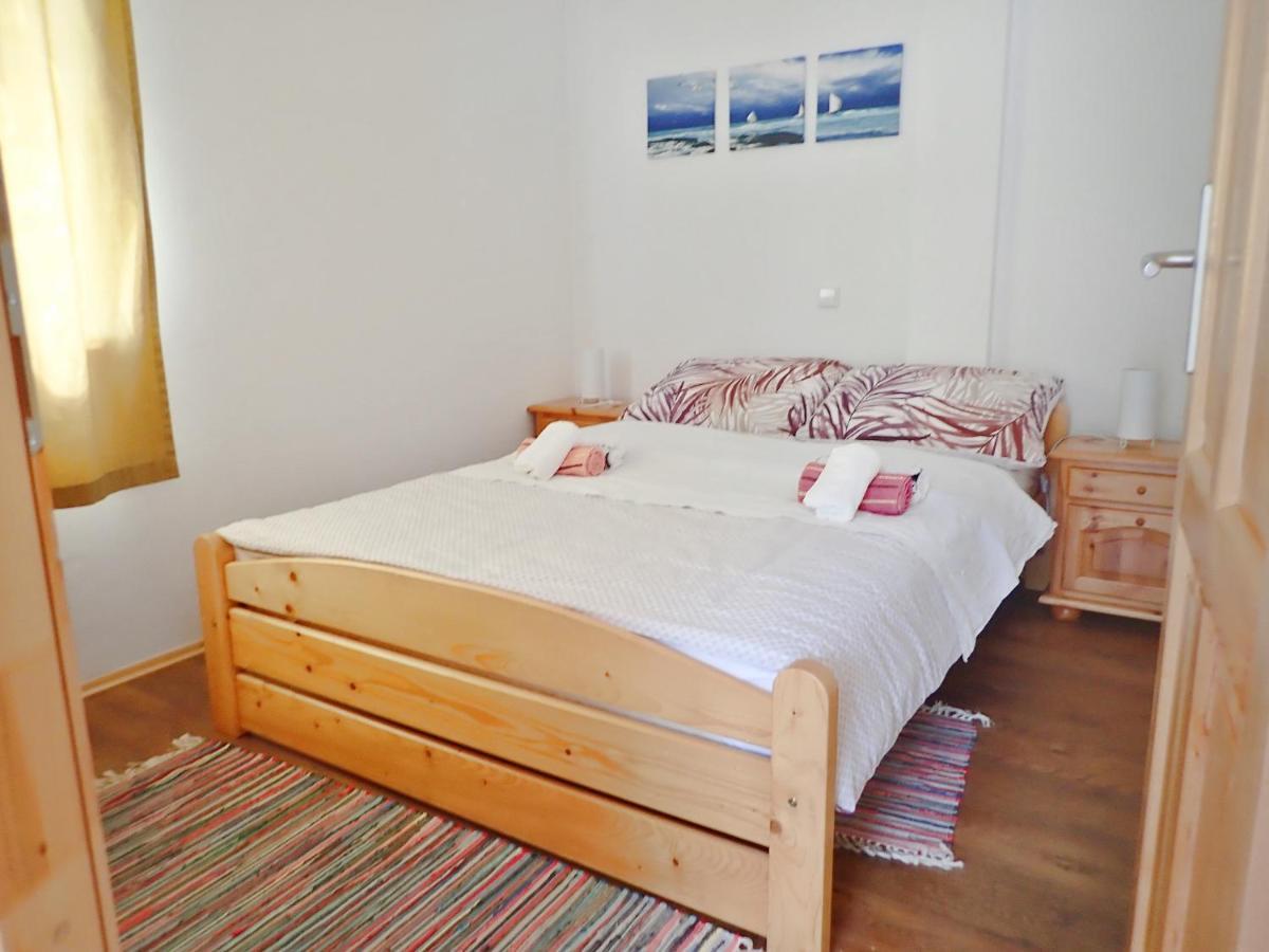 Apartment Maca Стариград-Пакленица Екстериор снимка